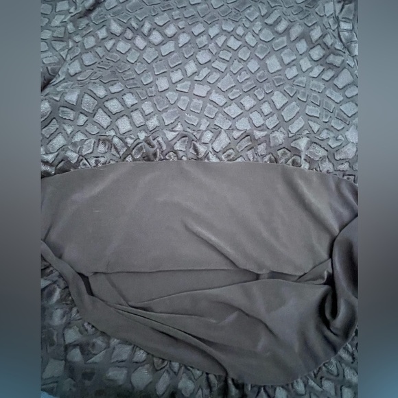 🔥🖤Alfani women’s blouse size 1X with dramatic angel sleeves. BEAUTIFUL! - Picture 7 of 7